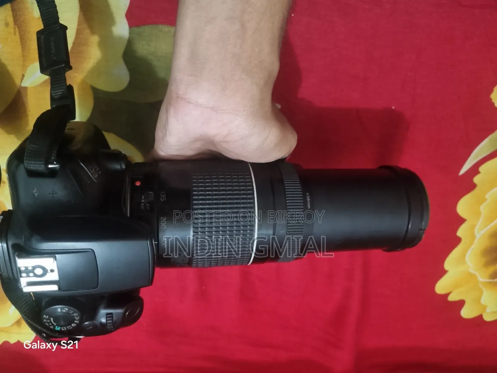 Canon 1300D DSLR