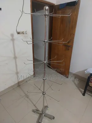 Steel 360° Rotating Display Rack With Wheels