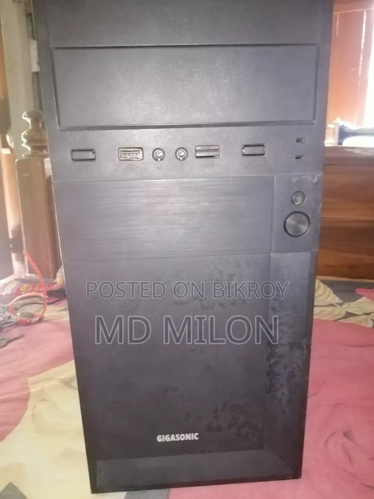 Desktop Computer Gigabyte 4GB Intel Core i3 HDD 320GB