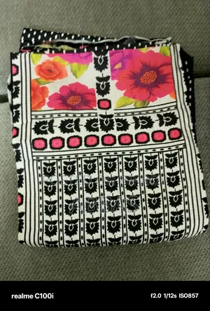 Pakistani Lawn Cotton Three Piece Unstitched