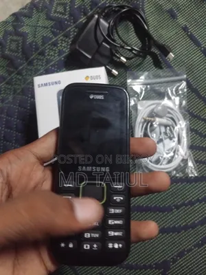 স্যামসাং গুরু মিউজিক ২ ব্ল্যাক
