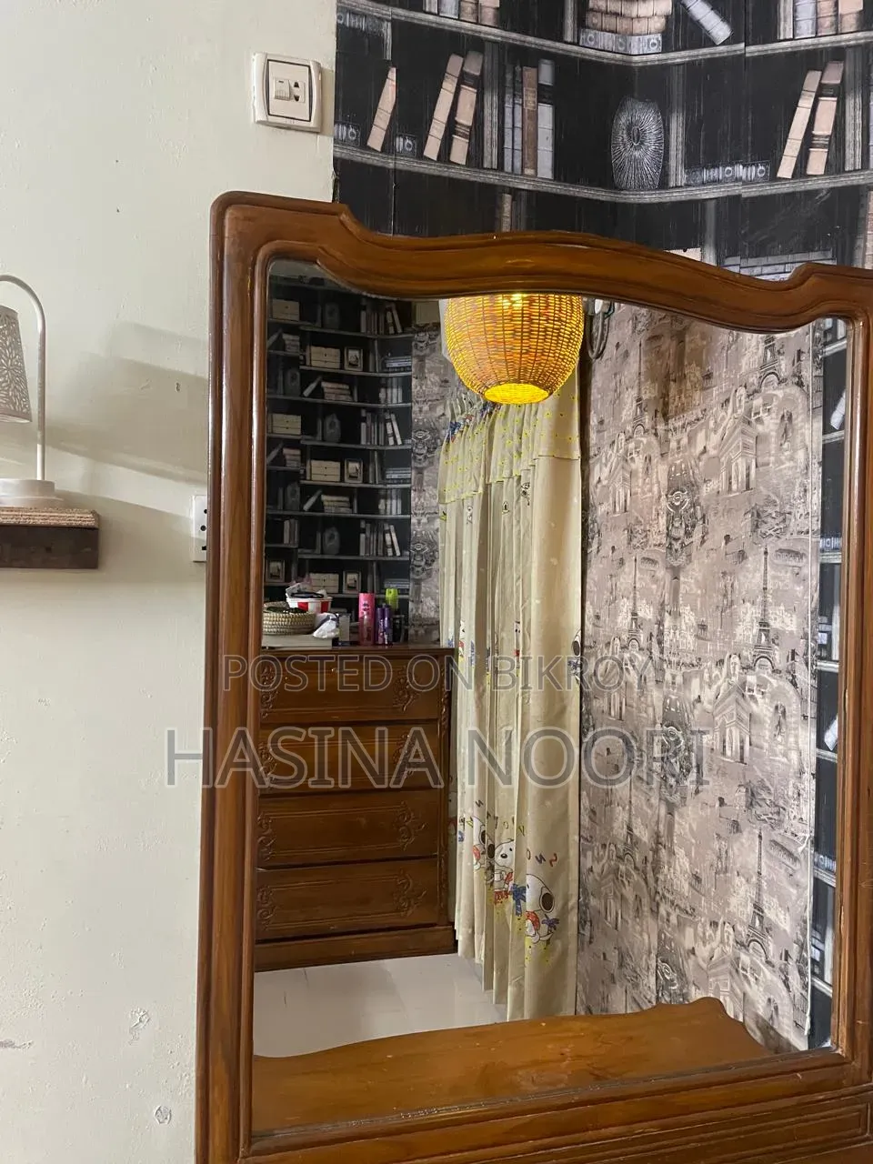 ড্রেসিং টেবিল বিক্রয়ের জন্য