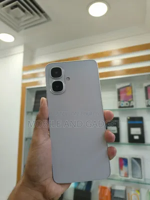 ইনফিনিক্স স্মার্ট ১০ ১২৮ জিবি সিলভার