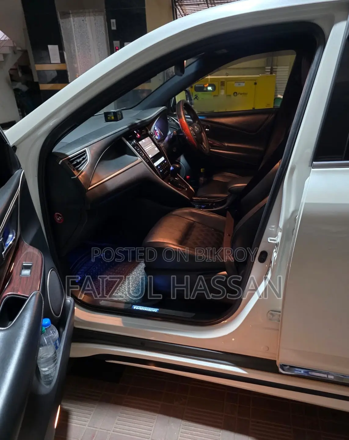 Toyota Harrier 2.0 2014 Pearl