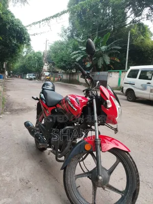 হিরো প্যাশন এক্সপ্রো ২০২৬ লাল