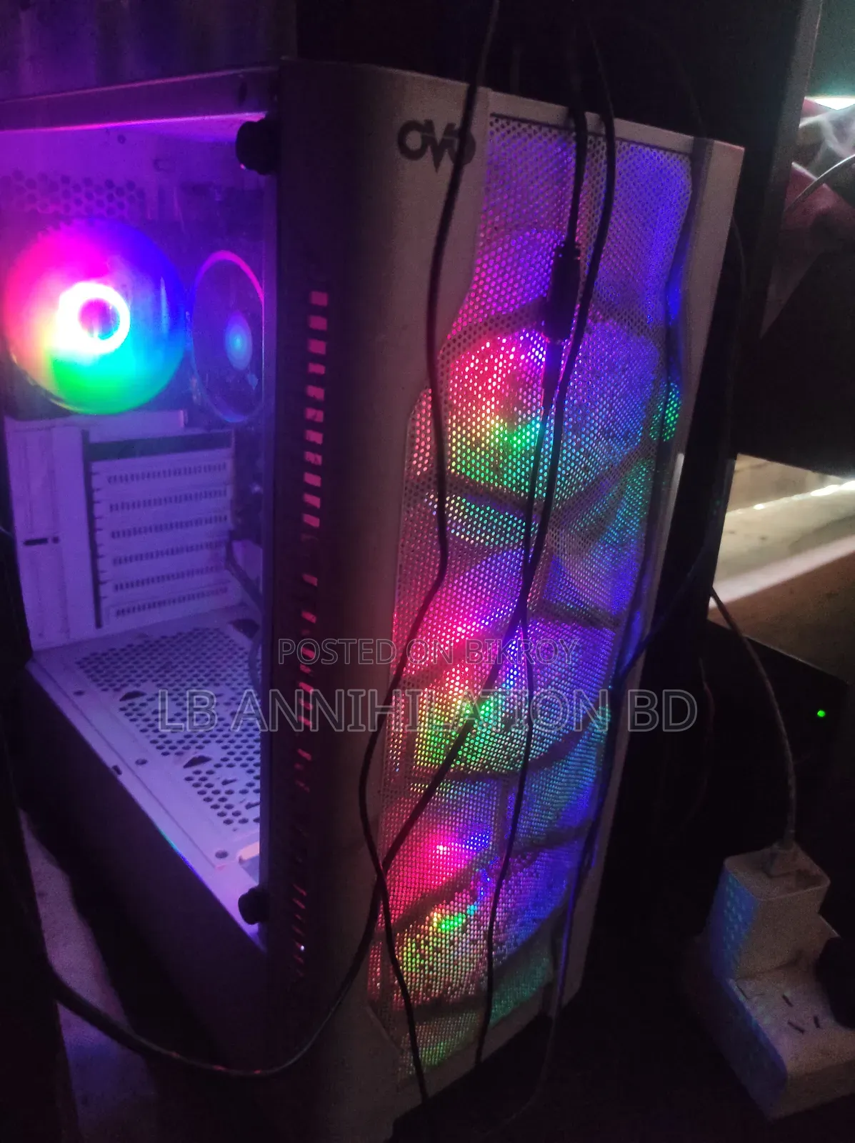 Gigabyte GB-BSi7H-6500 24GB Intel Core Ultra 9 SSHD+SSD 1T