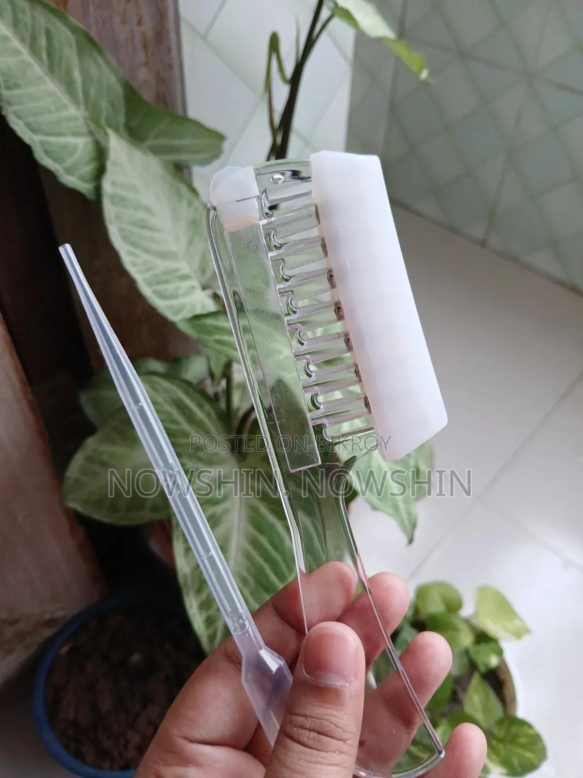 Oil Combing Brush