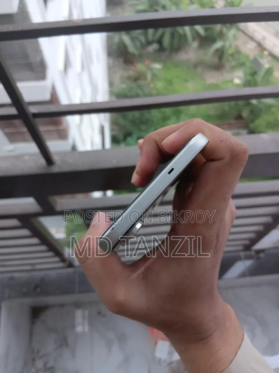 Tecno Spark 40 Pro 128 GB Silver