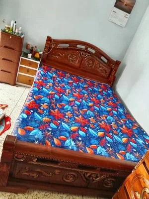 সেগুন কাঠের খাট বিক্রি করা হবে