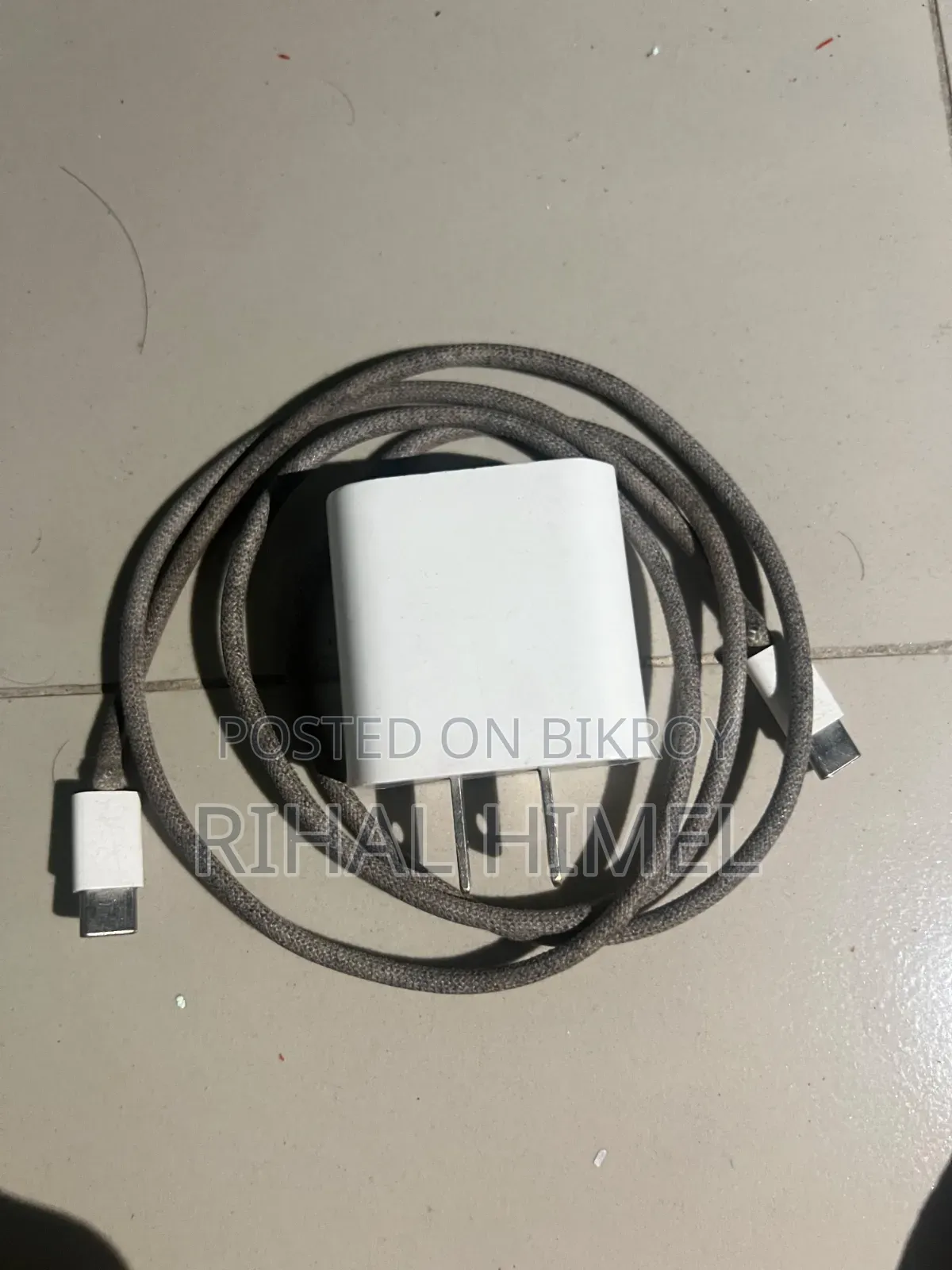 iPhone চার্জার