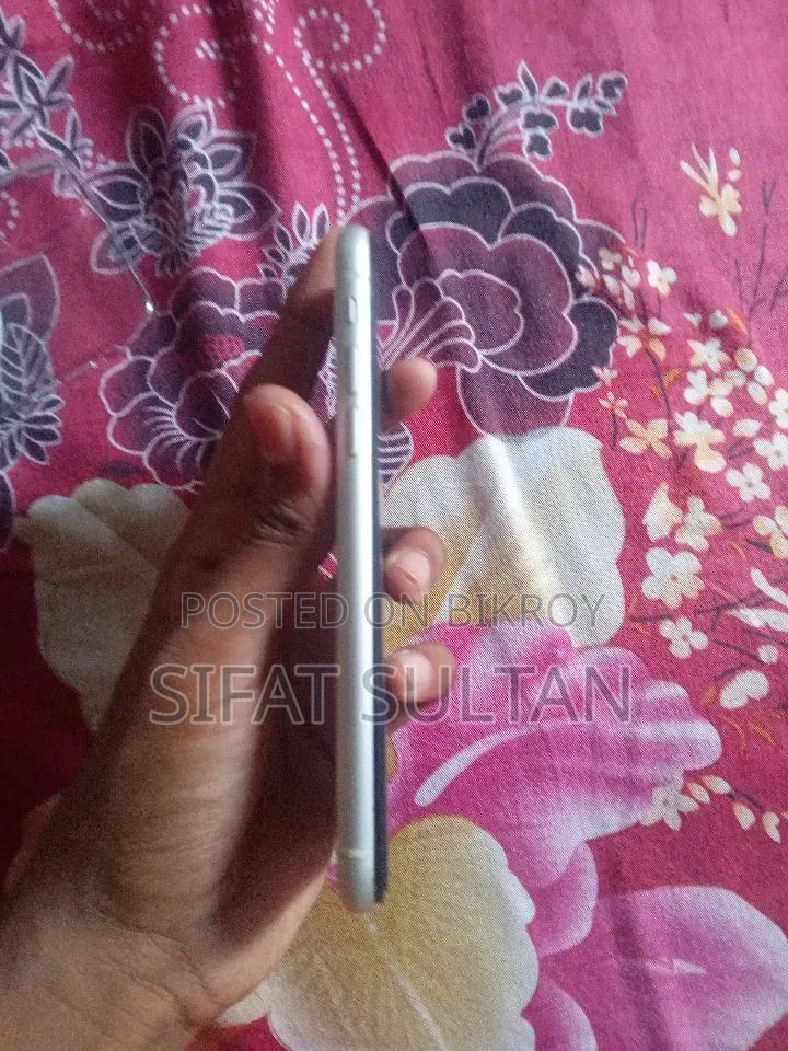Apple iPhone 11 128 GB White