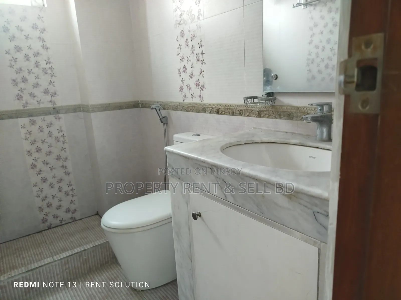 বনানীতে ৪ বেডরুমের অ্যাপার্টমেন্ট ভাড়ার জন্য