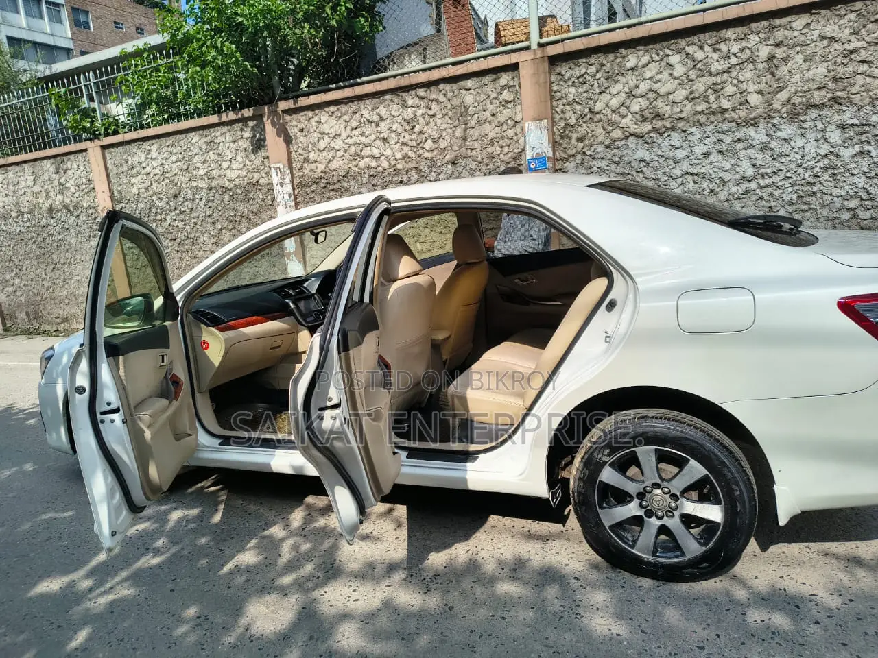 Toyota Premio 1.8 Front-Wheel Drive 2014 Pearl