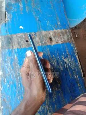 Samsung Galaxy M20 32 GB Blue