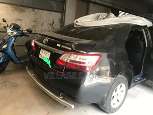 Toyota Premio 1.5 Front-Wheel Drive 2011 Black