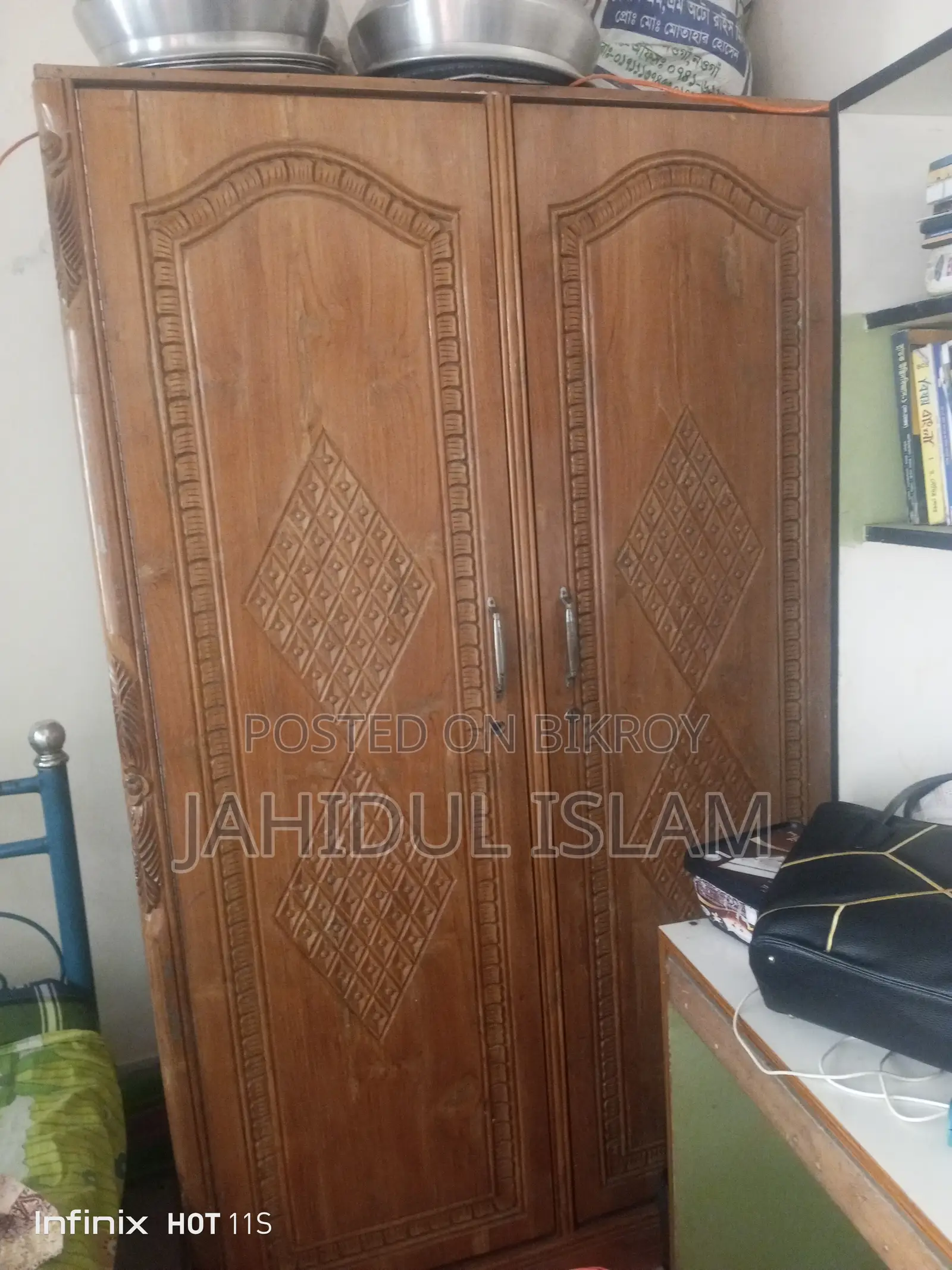 Used Almirah (Original Segun)
