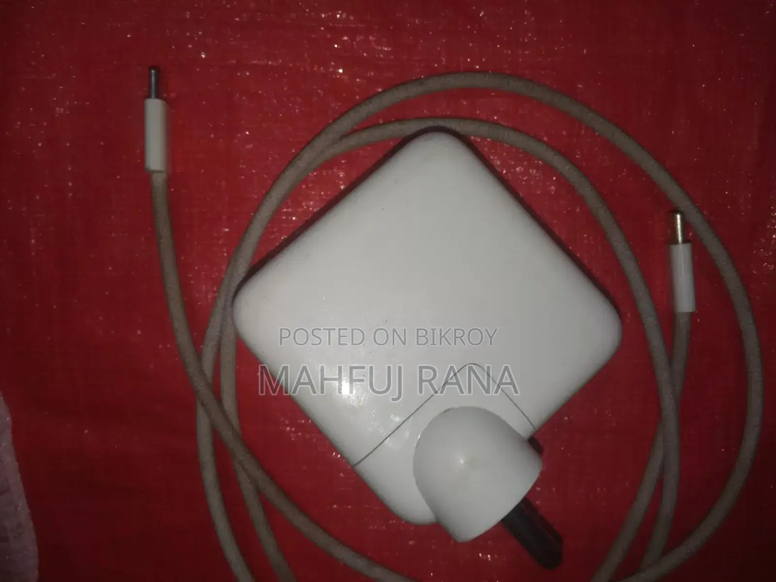 অ্যাপল ৩০ডব্লিউ অরিজিনাল