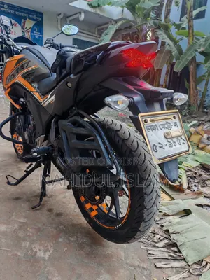 হোন্ডা হরনেট ২০২১ গ্রে
