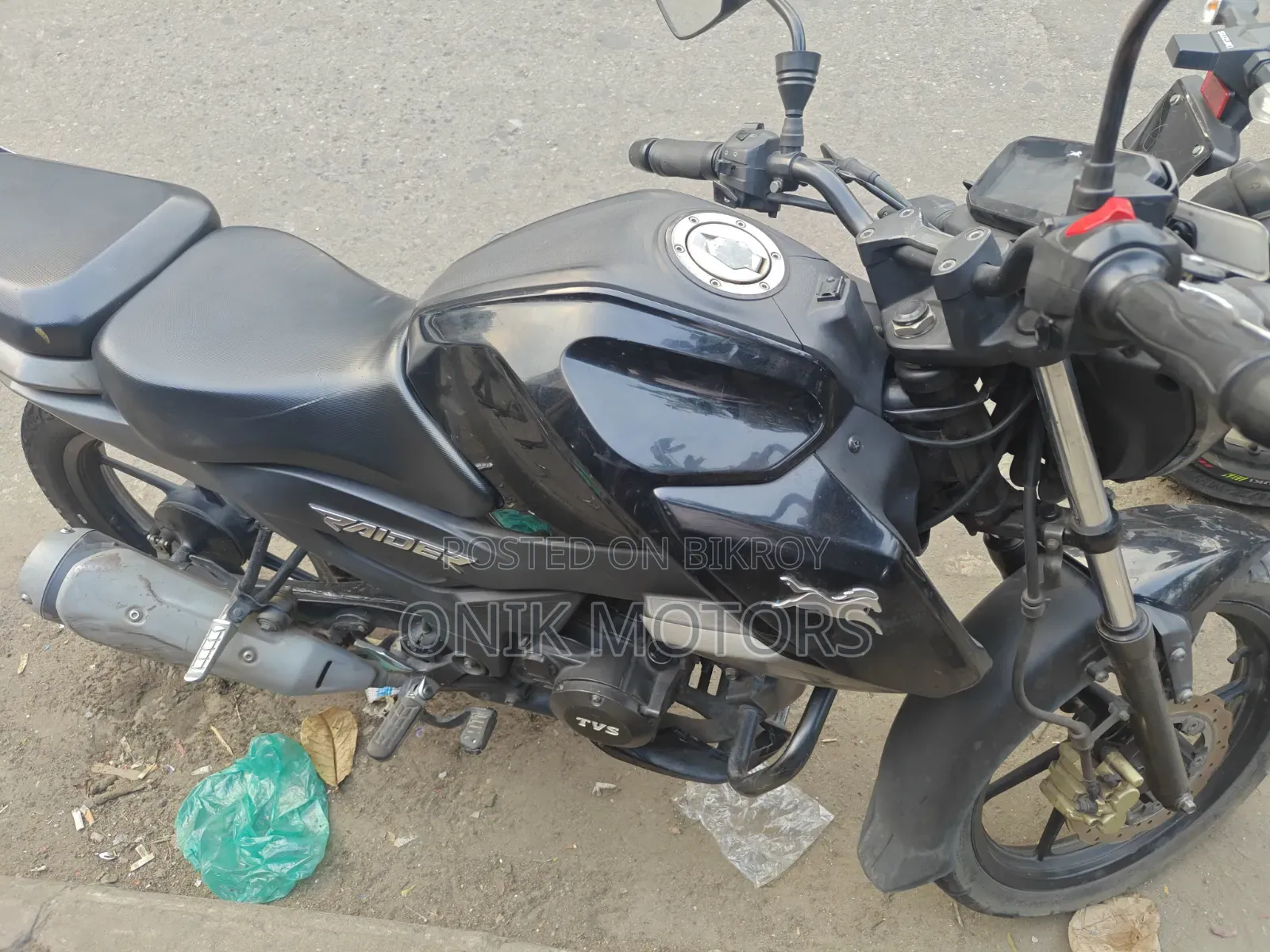 টিভিএস রাইডার ১২৫ ২০২২ কালো