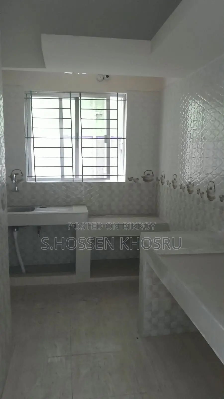 গ্রিনটাচ প্রপার্টি, ধানমন্ডিতে ৩ বেডরুমের অ্যাপার্টমেন্ট বিক্রয়ের জন্য