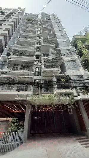 গ্রিনটাচ প্রপার্টি, ধানমন্ডিতে ৩ বেডরুমের অ্যাপার্টমেন্ট বিক্রয়ের জন্য