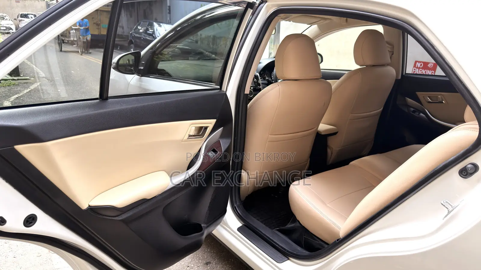 Toyota Premio 1.5 Front-Wheel Drive 2020 Pearl
