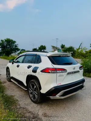 Toyota Corolla Cross 2024 Pearl