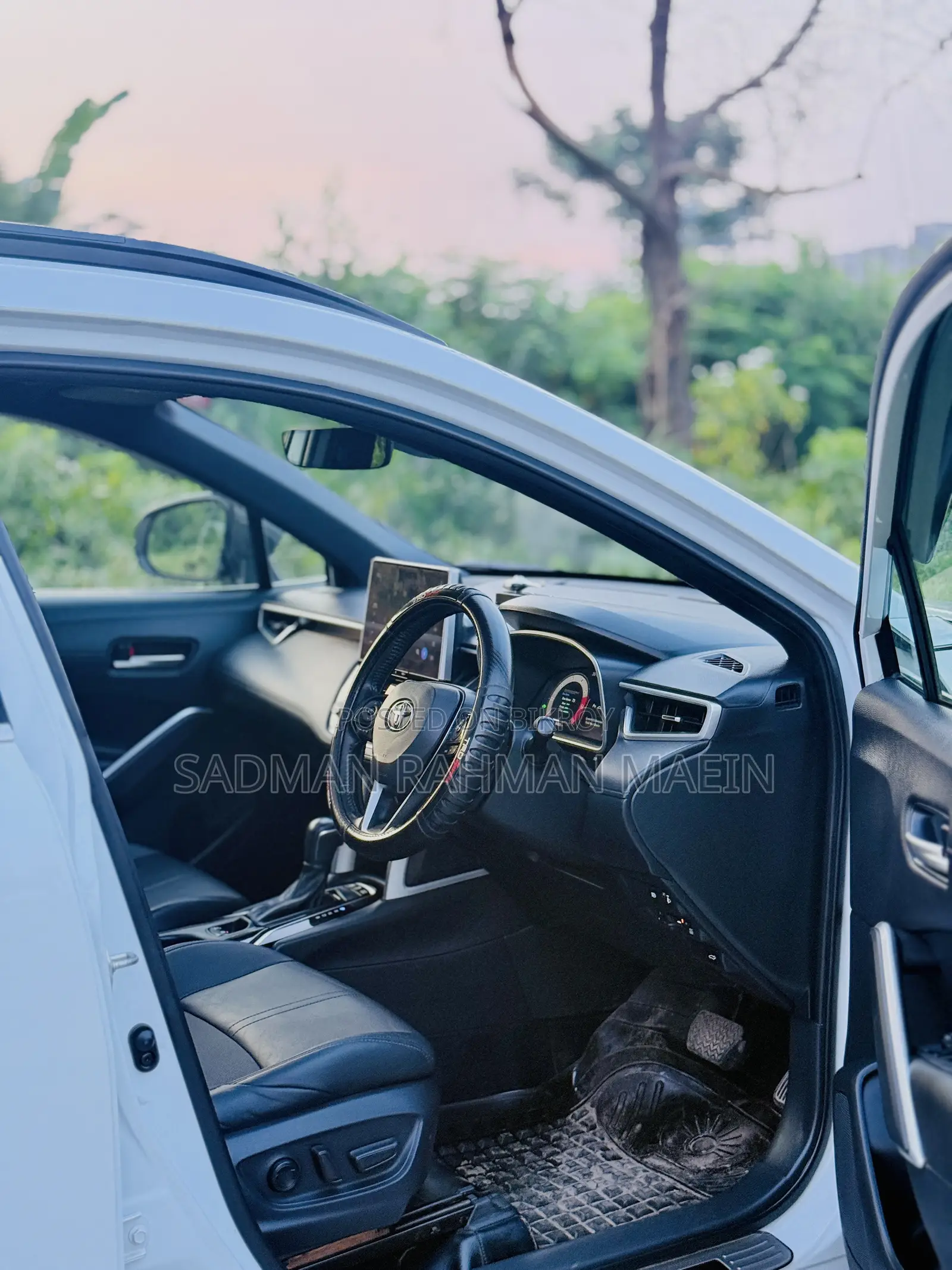 Toyota Corolla Cross 2024 Pearl