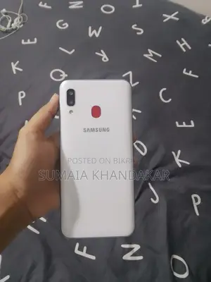স্যামসাং গ্যালাক্সি এ১৩ ৬৪ জিবি সাদা