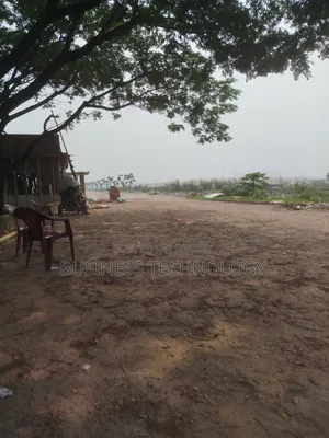 জমি এবং প্লট বিক্রয়ের জন্য