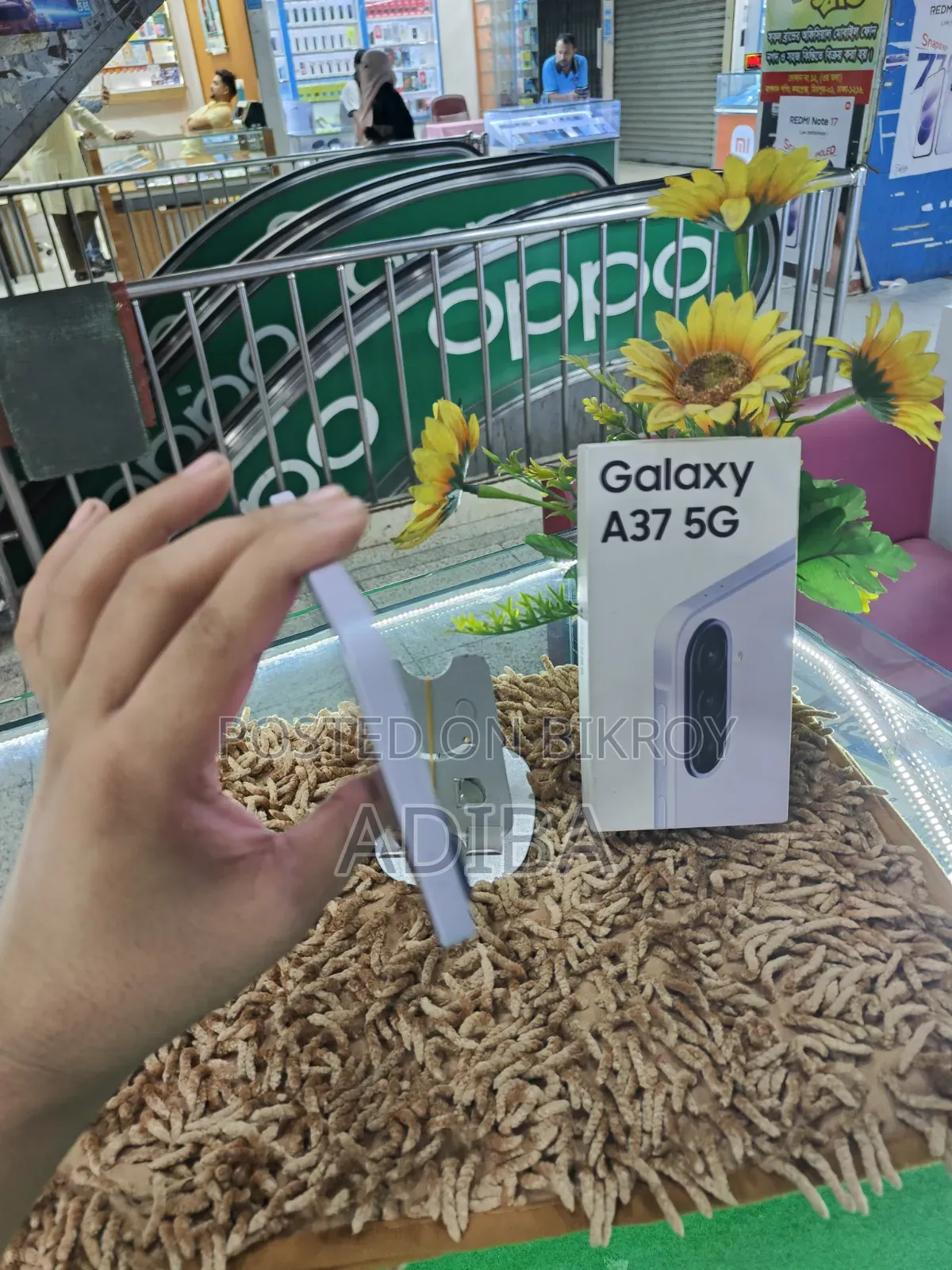 New Samsung Galaxy A37 128 GB White
