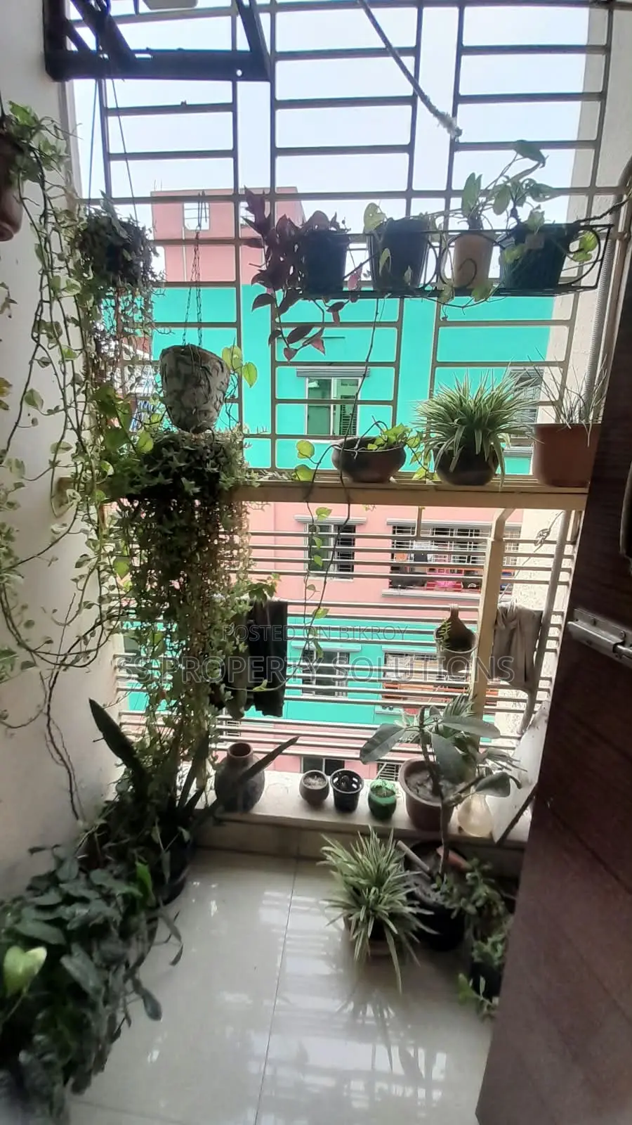 Furnished 3-Bedroom Apartment in Greentouch Property, Banasree for sale