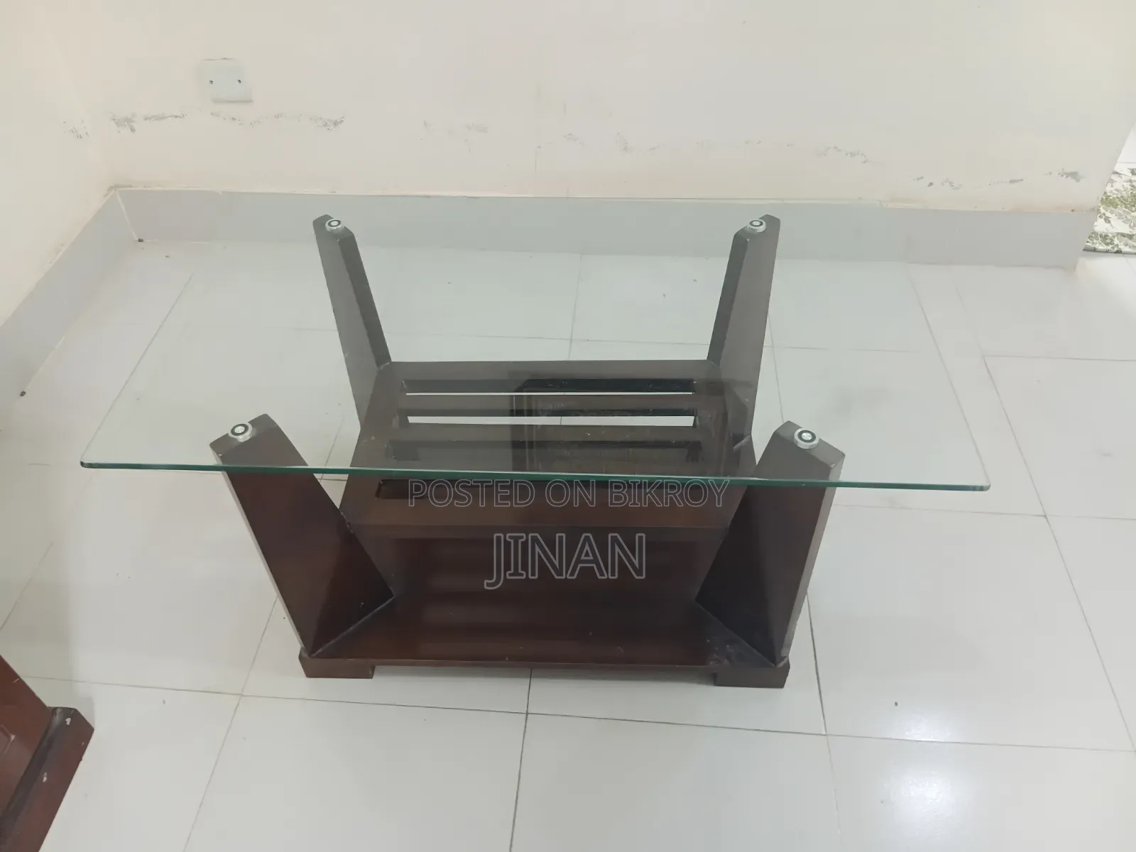 টি টেবিল/সেন্টার টেবিল