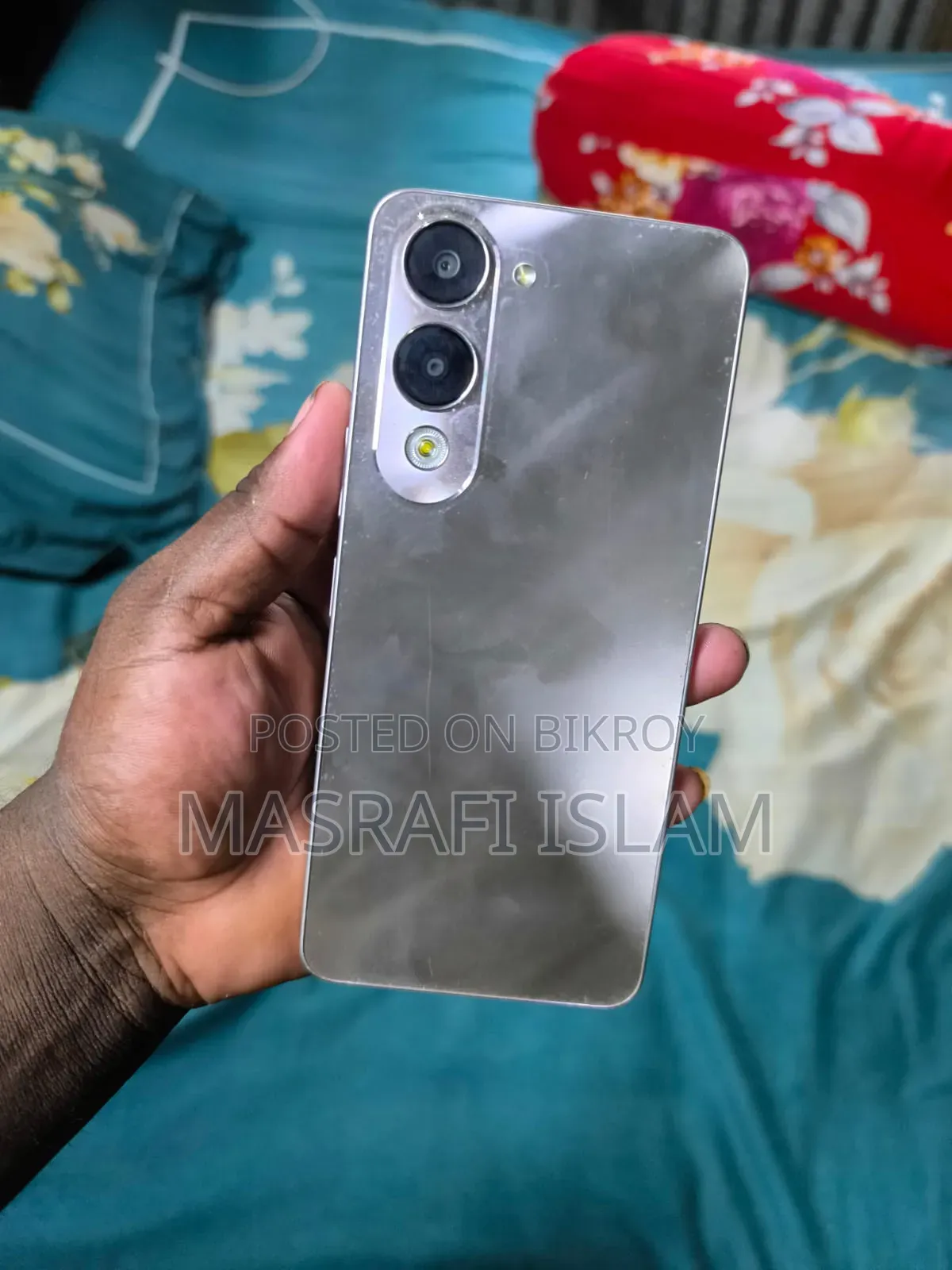 Vivo Y04 64 GB Silver