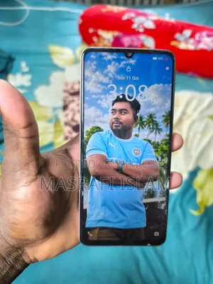 Vivo Y04 64 GB Silver