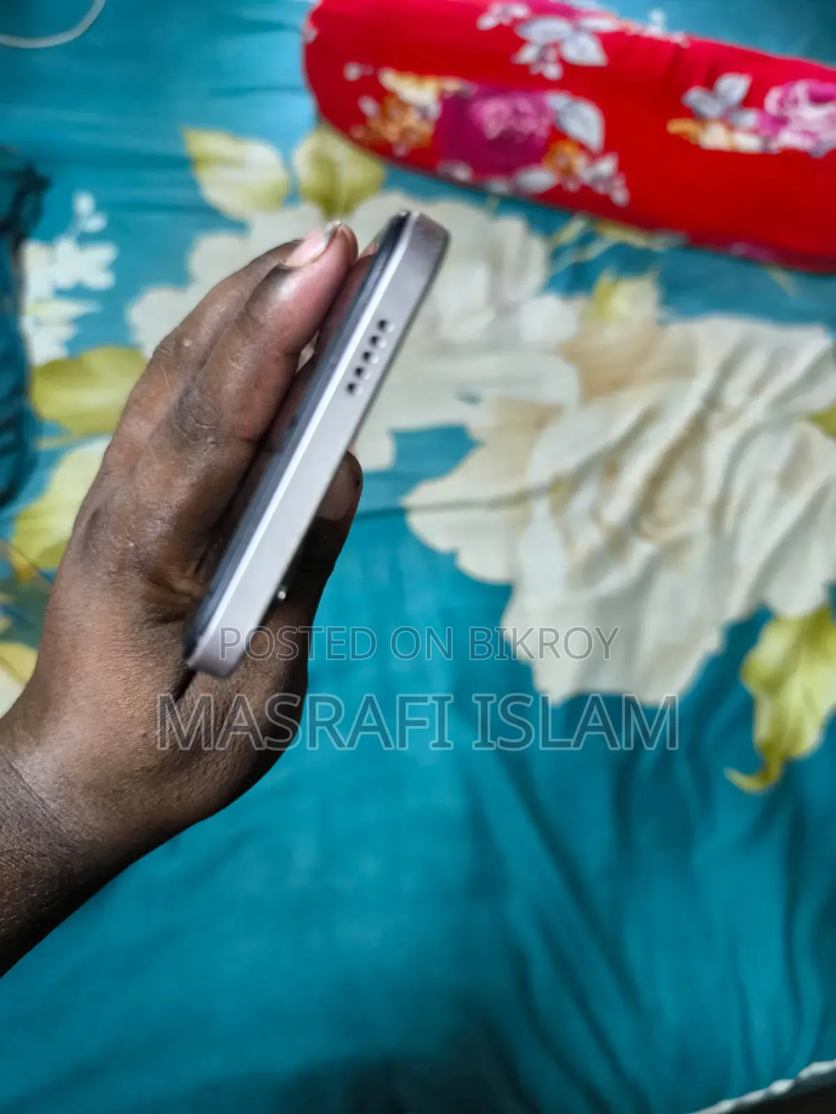 Vivo Y04 64 GB Silver