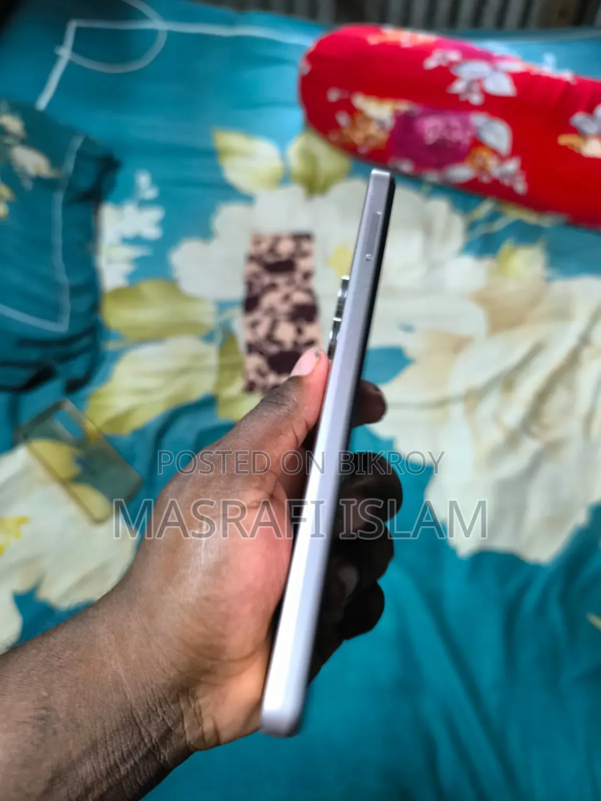 Vivo Y04 64 GB Silver
