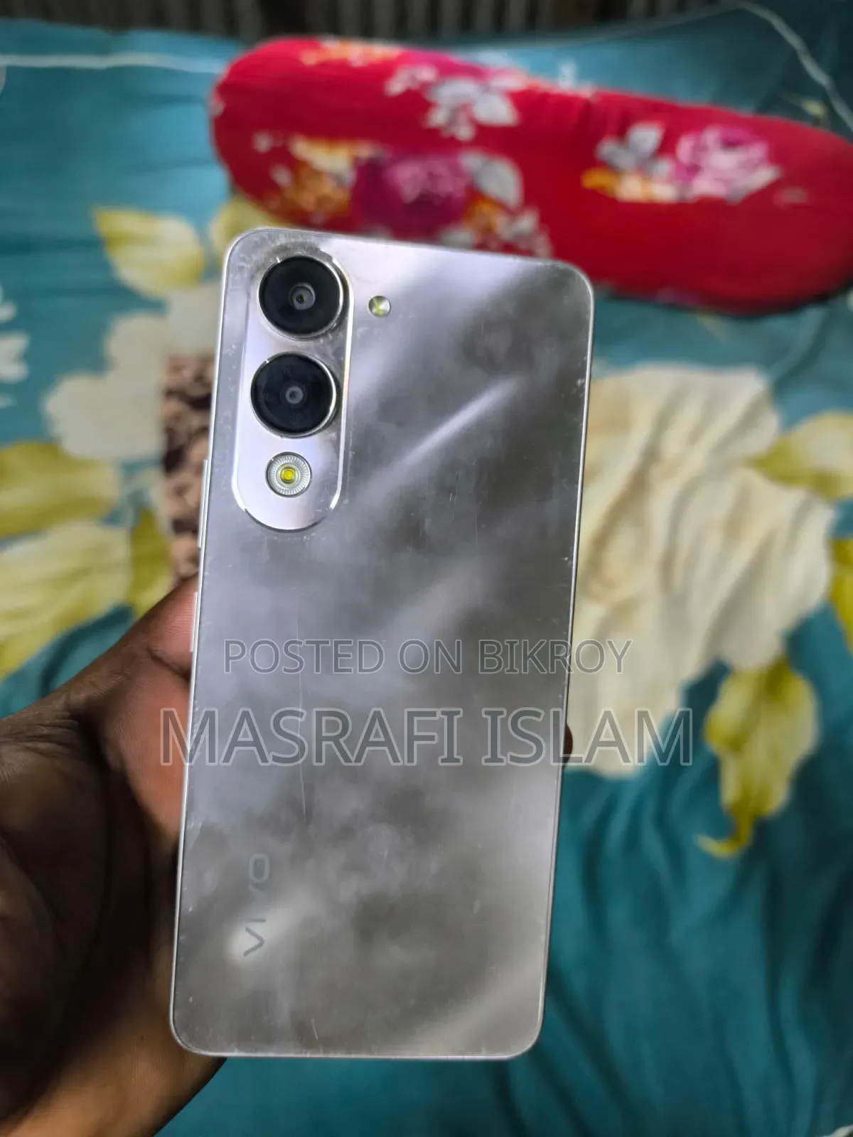 Vivo Y04 64 GB Silver