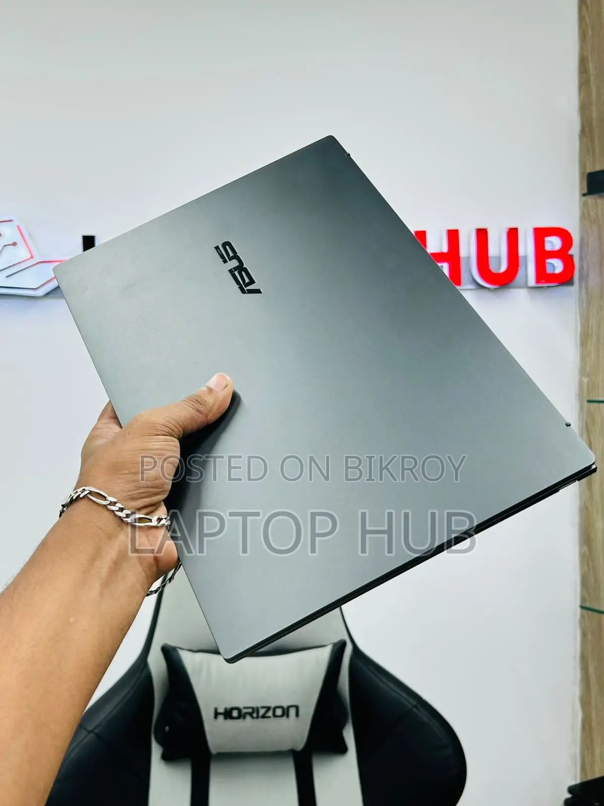 ল্যাপটপ আসুস জেনবুক ১৪ ওএলইডি ৮জিবি ইন্টেল কোর আল্ট্রা ৫ এসএসডি ৫১২জিবি