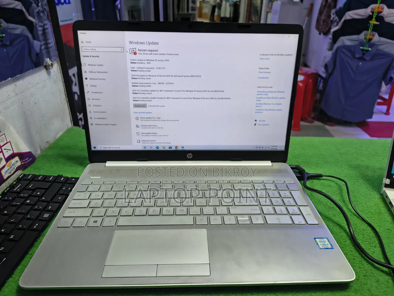 Laptop HP 15-fd0290ns 8GB Intel Core i3 SSD 256GB