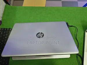 Laptop HP 15-fd0290ns 8GB Intel Core i3 SSD 256GB