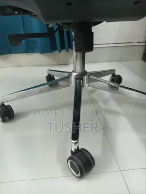 অফিসিয়াল বস চেয়ার