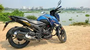 হোন্ডা এক্স-ব্লেড ১৬০ ২০২১ নীল