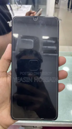 Vivo Y21 64 GB Black