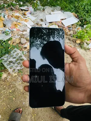 রিয়েলমি ১২ ১২৮ জিবি ব্লু