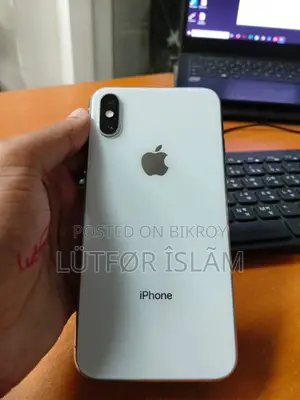 অ্যাপল আইফোন এক্সএস ৬৪ জিবি হোয়াইট