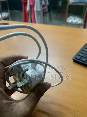 অ্যাপল আইফোন এক্সএস ৬৪ জিবি হোয়াইট