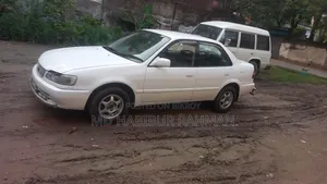 Toyota Corolla Sedan 2001 White