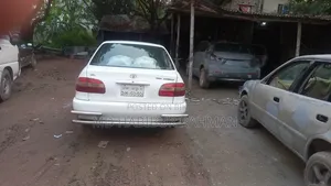 Toyota Corolla Sedan 2001 White