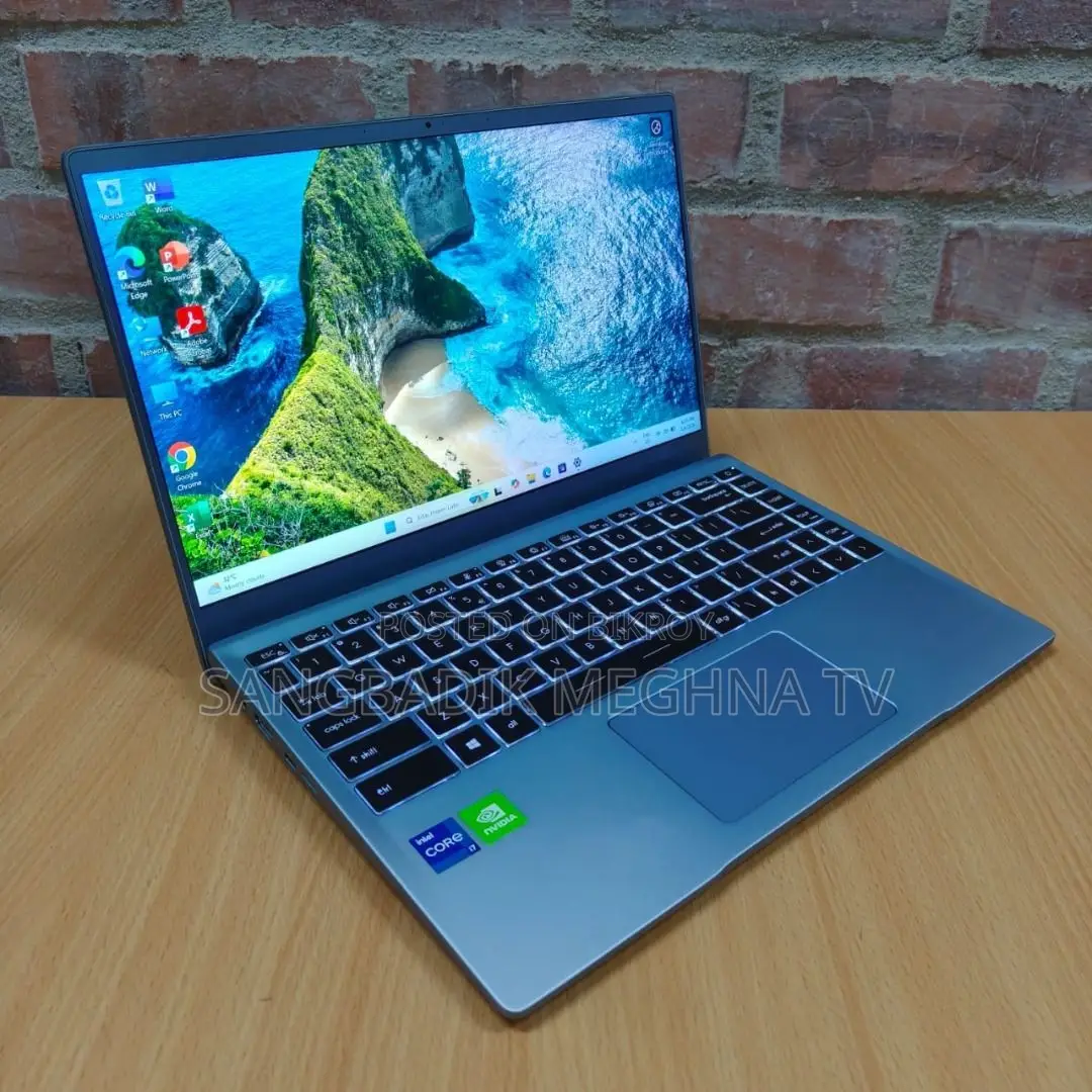 Laptop Acer 4GB Intel SSD 500GB